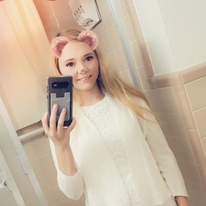 Meet your Posher, Destiny